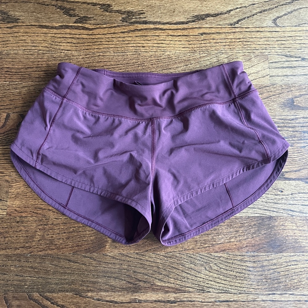 Lululemon Speed Up Shorts Red Merlot Size 4, 2.5 Inch Inseam